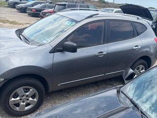 2014 Nissan Rogue Select S - Exterior Side Driver Image